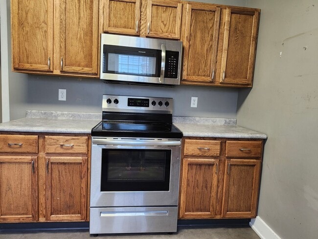 Building Photo - 3 bedroom 1.5 baths in Belvoir Area of East Ridge, TN
