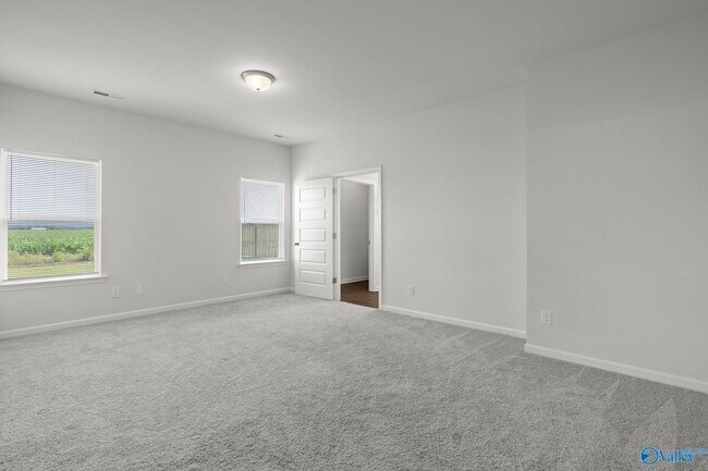 Building Photo - 141 Story Ray Dr