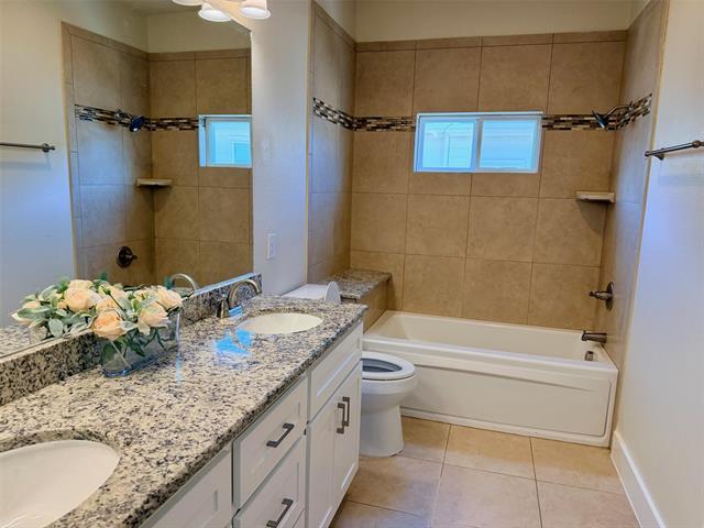 Building Photo - 210 Belleville Dr