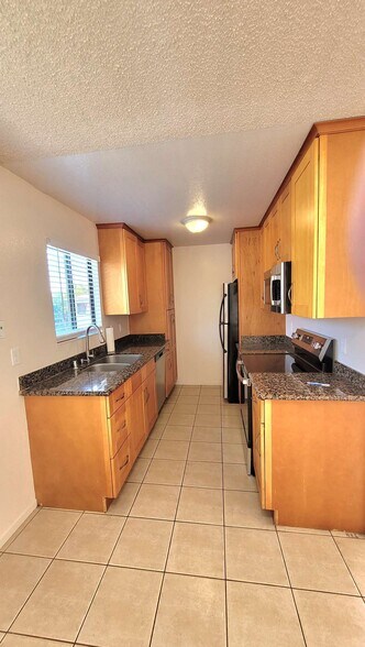 Building Photo - 90 Dockside Cir