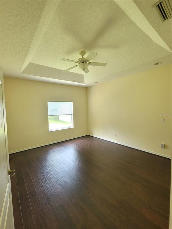 Building Photo - 165 Frontier Dr