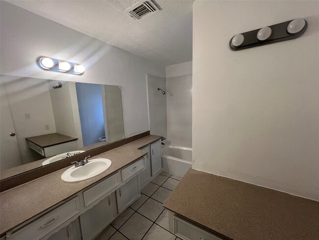 Building Photo - 14506 Waterville Way