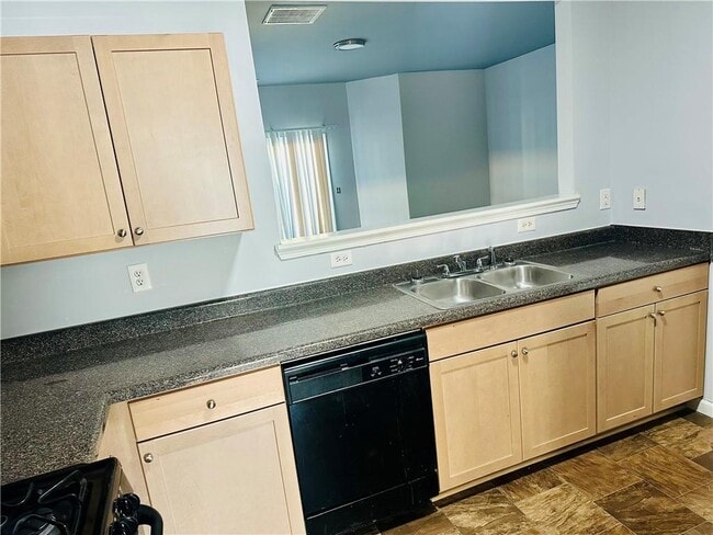 Building Photo - 6078 Oak Bend Ct