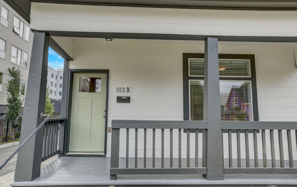 Entrance - 1112 S 8th St