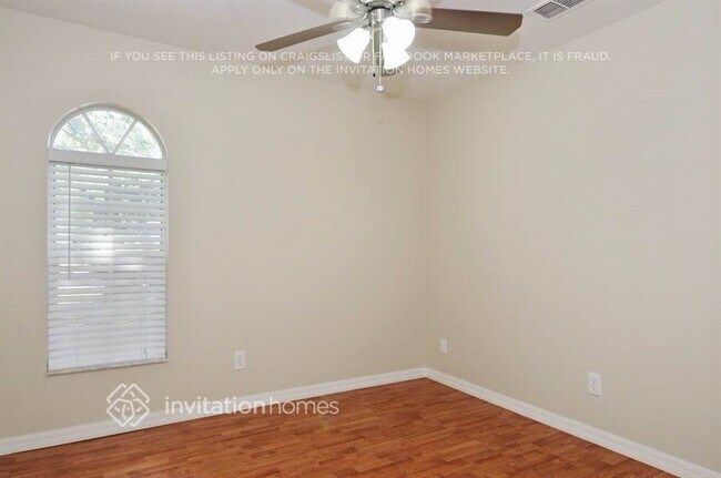 Building Photo - 2223 Ridgemore Dr