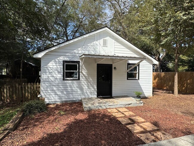 Building Photo - 275 Boulevard Heights