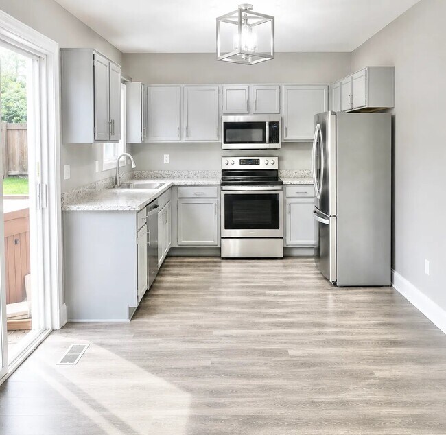 Building Photo - 6010 Barnacle Ct