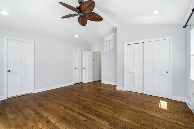 Building Photo - 317 Hornidge Rd