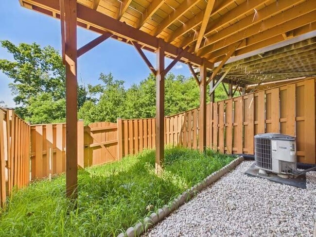 Building Photo - 15653 John Diskin Cir