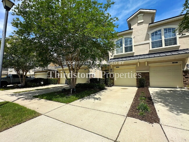 Building Photo - 6131 Bartram Village Dr