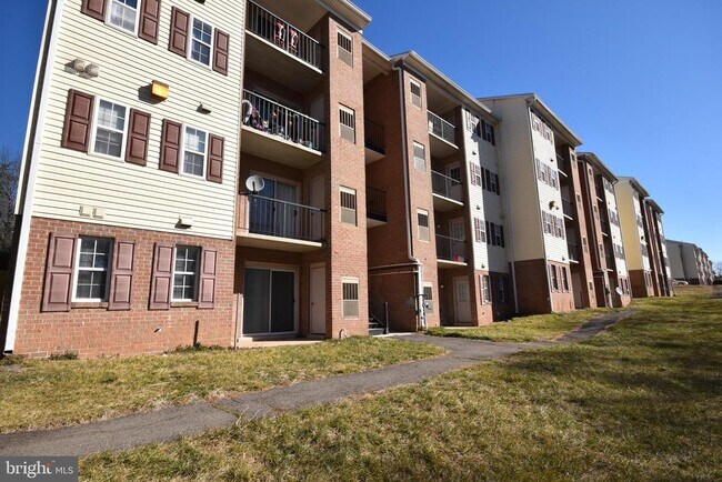 Building Photo - 14905 Rydell Rd