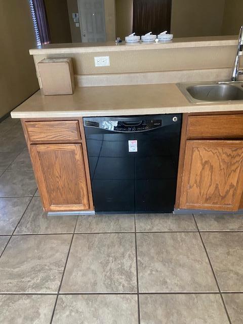 Building Photo - 16 Tome Vista Dr