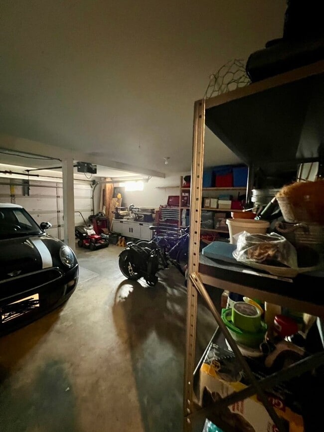 Building Photo - 3 Bd., 2 Ba., in Birch Bay Sea Links Gated Community