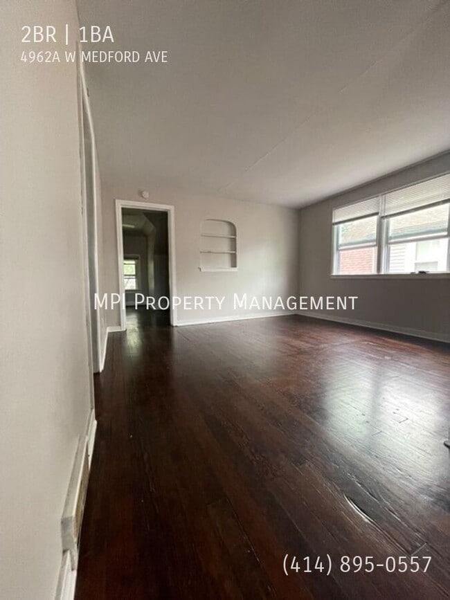 Building Photo - 4962 W Medford Ave