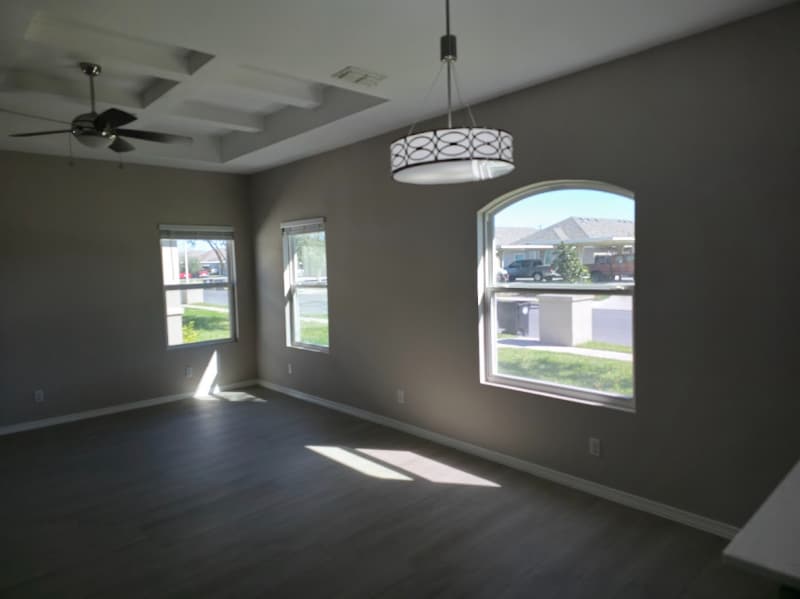 Building Photo - 1901 Harrison St