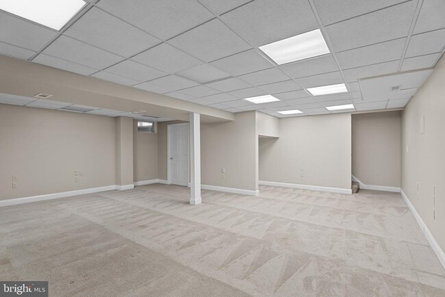Building Photo - 16632 S Westland Dr