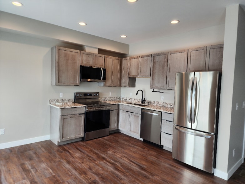 Building Photo - 160 Dayspring Loop