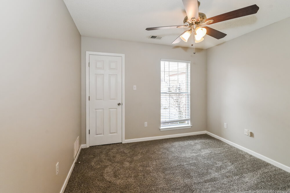 Building Photo - 5678 Kuykendall Dr