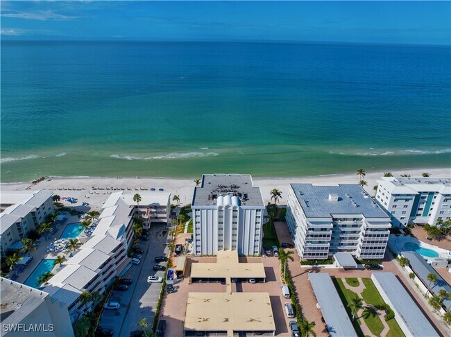 Primary Photo - 1919 Gulf Shore Blvd N