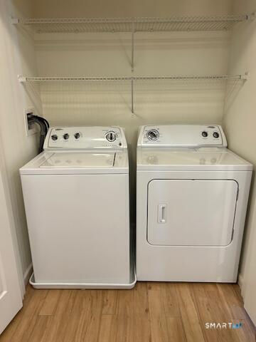 Building Photo - 10 Norden Pl