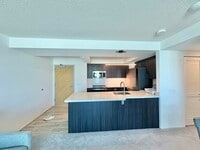 Building Photo - 615 Keawe St