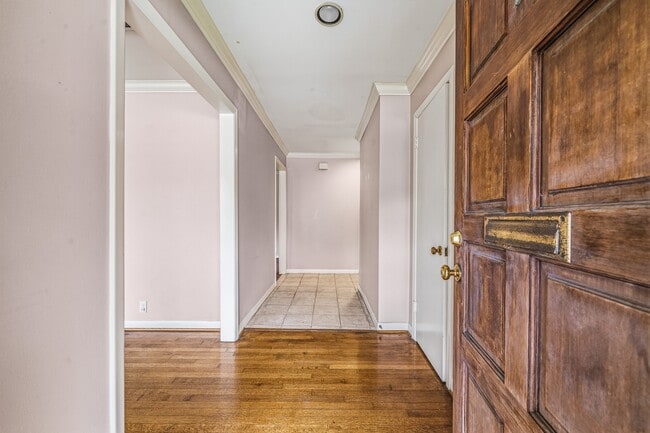 Building Photo - 4501 Willowbend Blvd