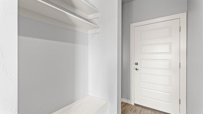 Building Photo - 17859 Salem Rd