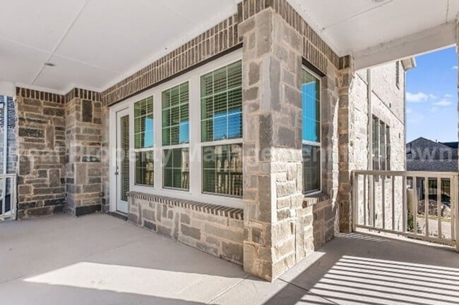 Building Photo - 3700 Pelican Rst Wy