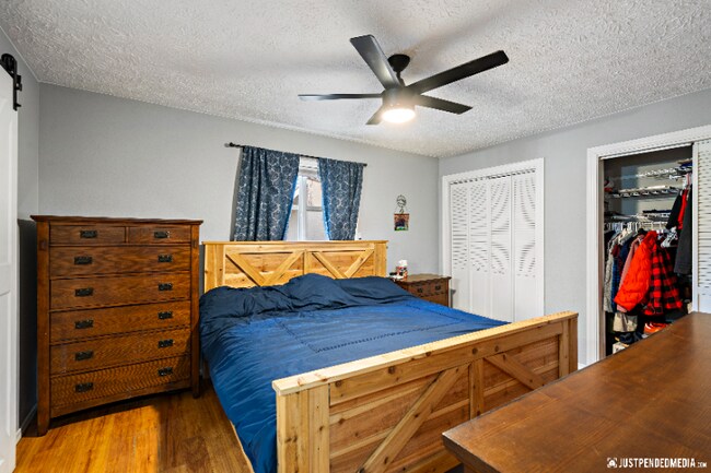 Building Photo - 9202 Cam Island Cir