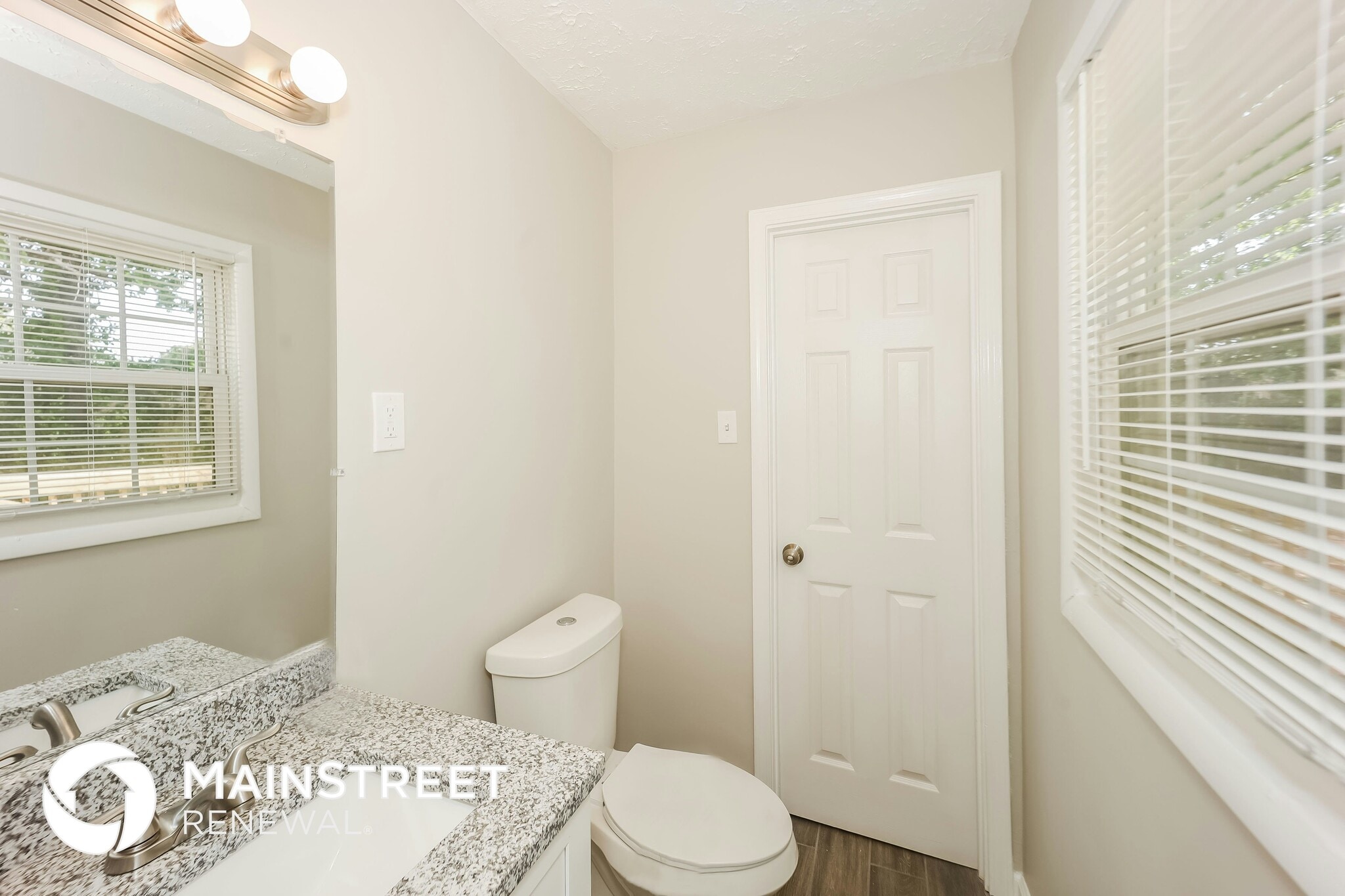 Building Photo - 862 Kennesaw Dr