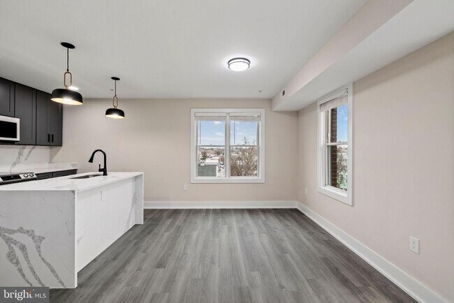 Building Photo - 3517 14th St NW