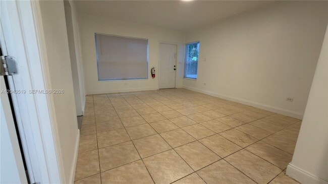 Building Photo - 808 84th St