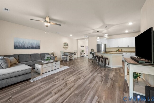 Building Photo - 12576 Petrel Crossing