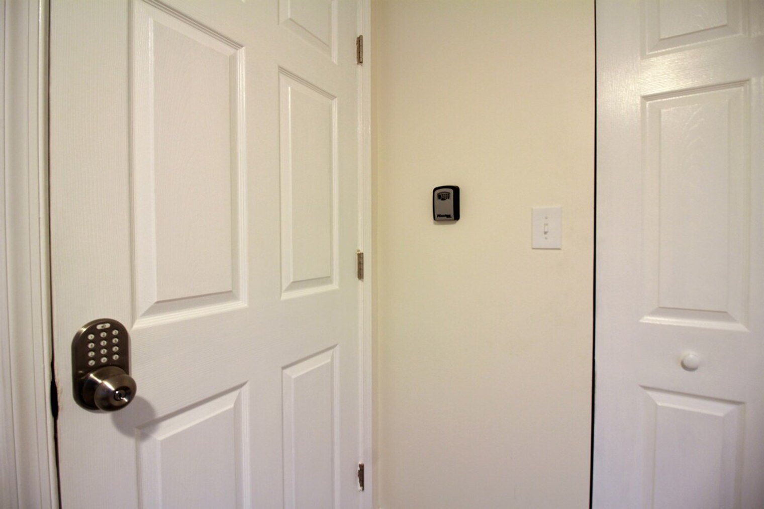 Building Photo - 3405 Newton St