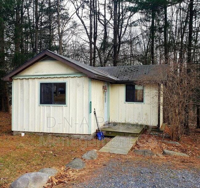 Primary Photo - 522 Abeel Cir