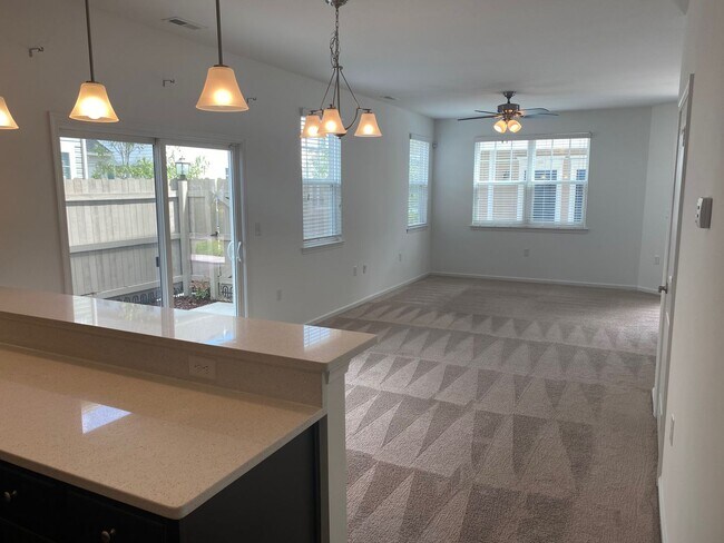 Building Photo - 1628 Brimington Ln