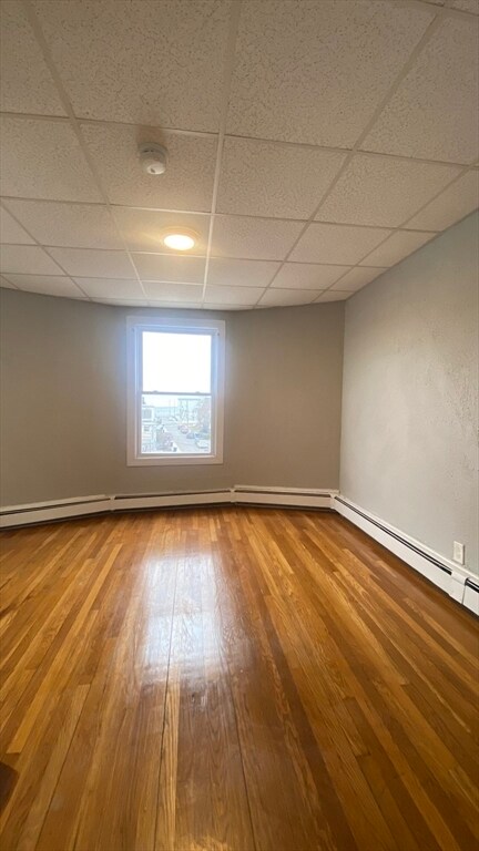 Building Photo - 271 Shirley St