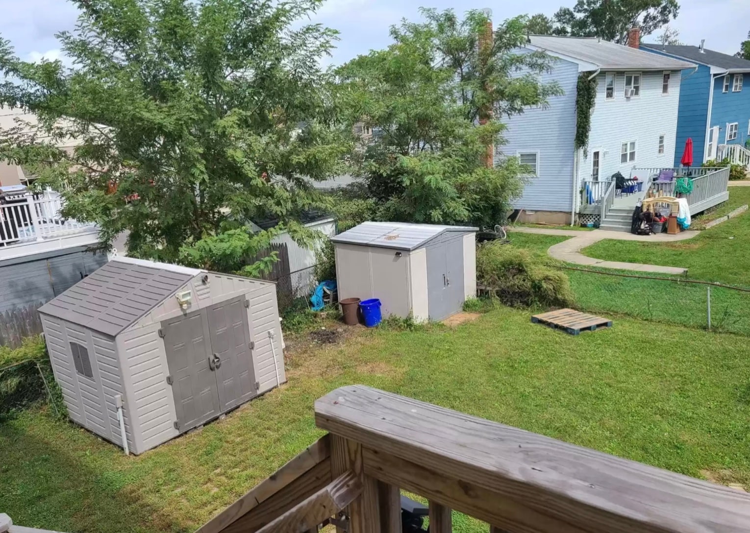 Building Photo - 210 Carr Ave