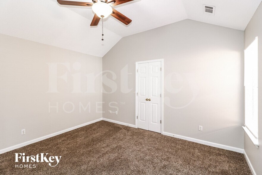 Building Photo - 3763 Walden Meadow Dr