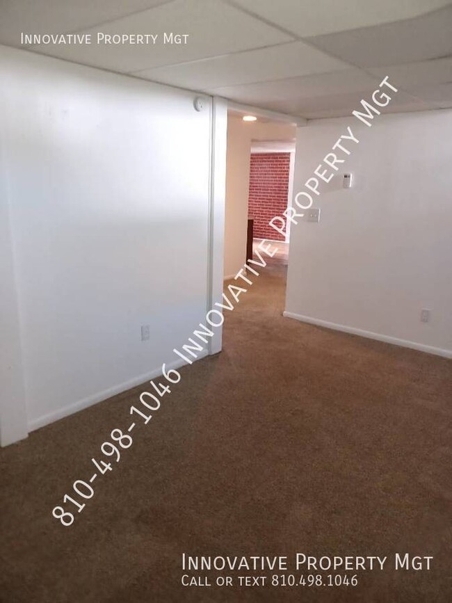 Building Photo - Water included! Beautiful two bedroom apar...