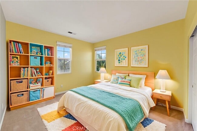 Building Photo - 16154 Skyridge Dr