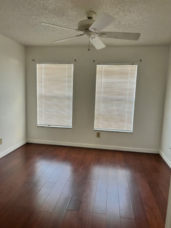 Building Photo - 108 Santa Clara Dr