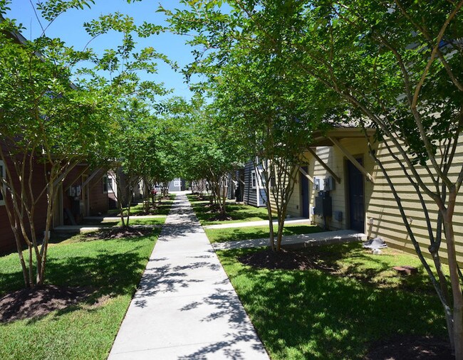 The Villas at Riverbend Baton Rouge, LA Apartment Finder