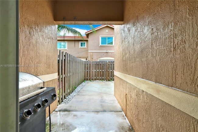 Building Photo - 21422 SW 85th Psge