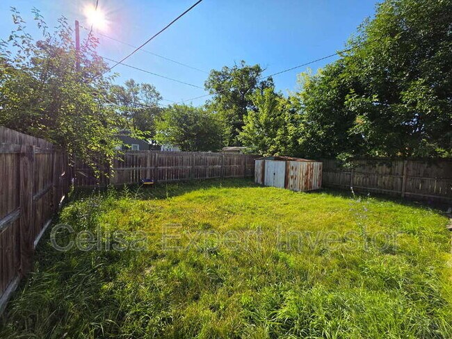 Building Photo - 4317 Spatz Ave