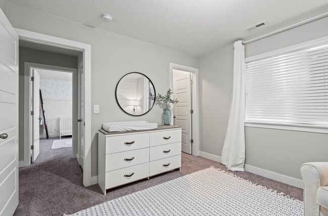 Building Photo - Beautiful home for rent!