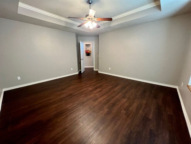 Building Photo - Wonderful Rental Home in Sycamore Creek!