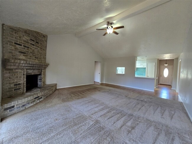 Building Photo - 25510 Thistlewaite Ln