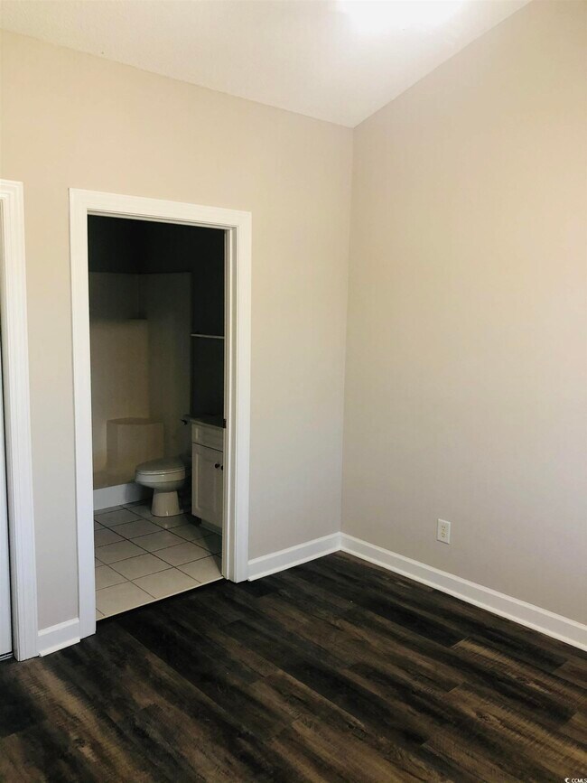 Building Photo - 3983 Forsythia Ct