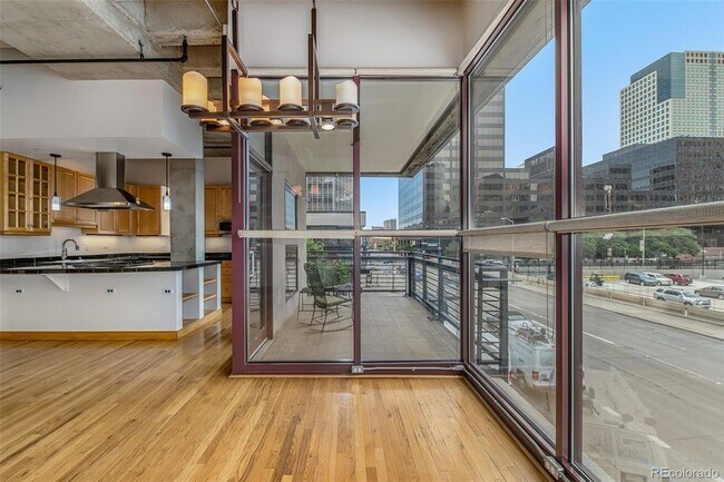 Building Photo - 1020 15th St